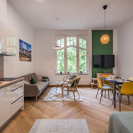 Stafetahaz Apartmanok Вац Экстерьер фото